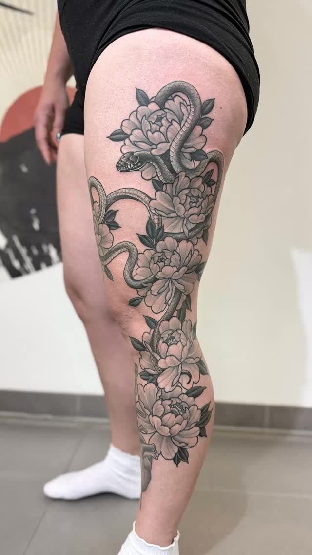 Peony & snake sleeve